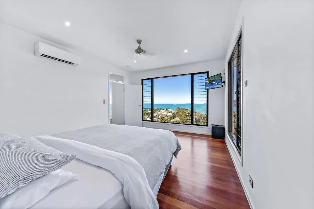 15 Kara - Luxurious Home With Million Dollar Views Airlie Beach 0*,  Αυστραλία