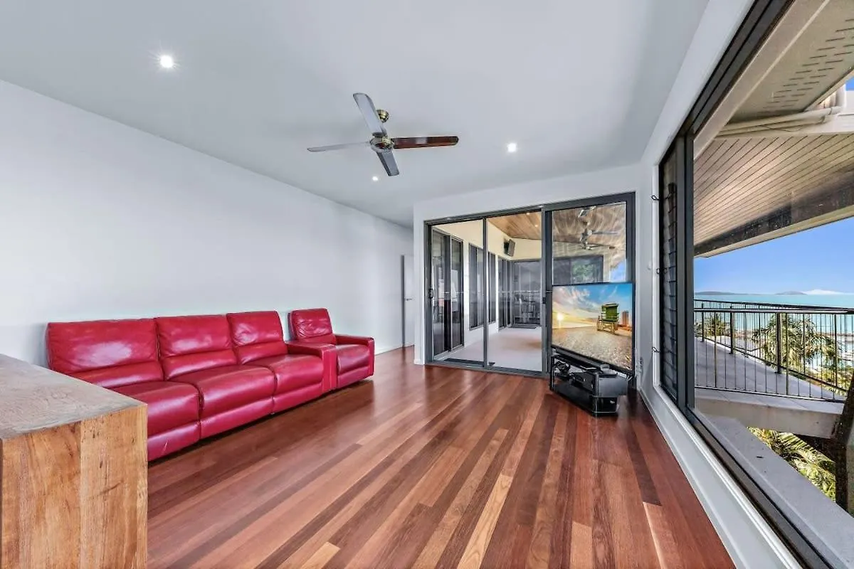 15 Kara - Luxurious Home With Million Dollar Views Airlie Beach