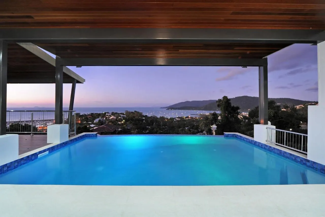 15 Kara - Luxurious Home With Million Dollar Views Airlie Beach 0*,