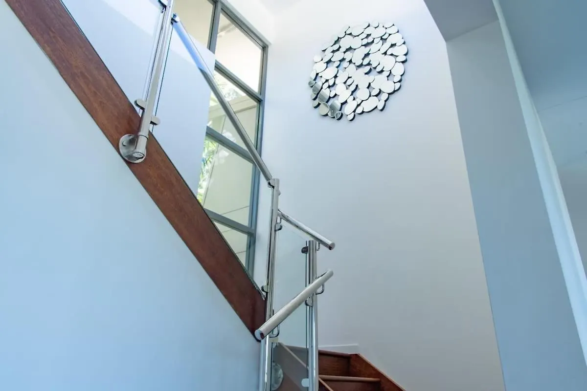 15 Kara - Luxurious Home With Million Dollar Views Airlie Beach 0*,