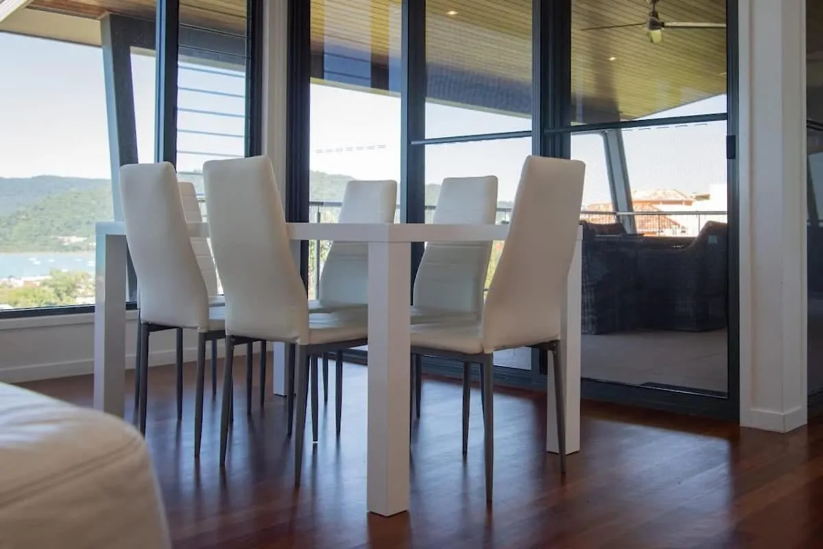 Holiday home 15 Kara - Luxurious Home With Million Dollar Views Airlie Beach